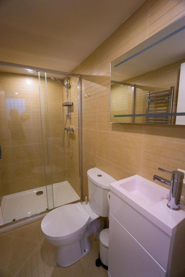 Largigi Rooms, Close To The Beach And Town Centre, Parking Available 莱姆里吉斯 外观 照片
