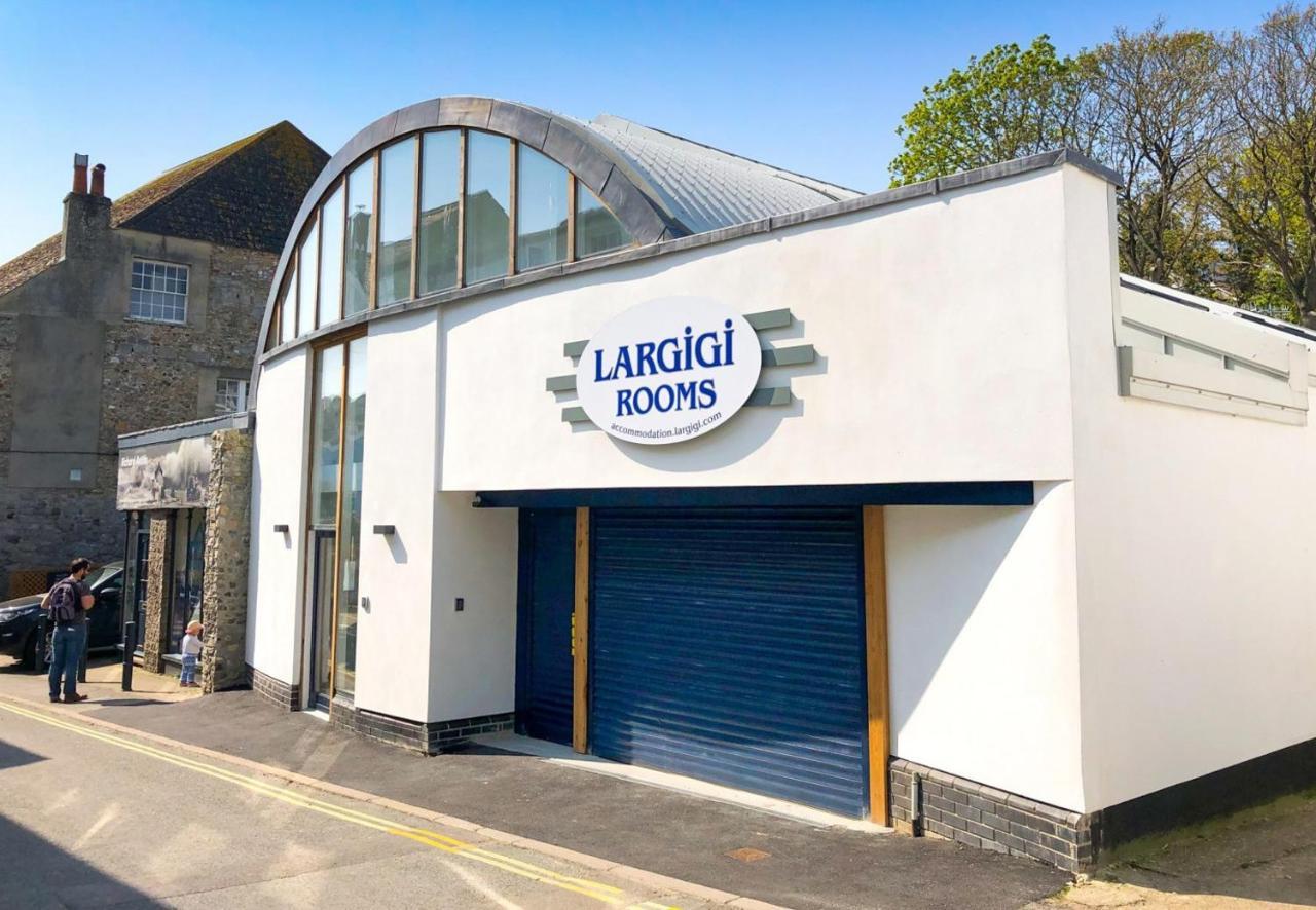 Largigi Rooms, Close To The Beach And Town Centre, Parking Available 莱姆里吉斯 外观 照片